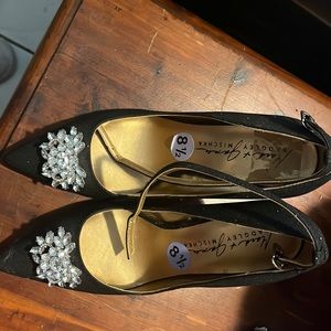 New Bradley Mischa sparkly black shoes with rhinestones. Size 8 1/2-4 inch heel.